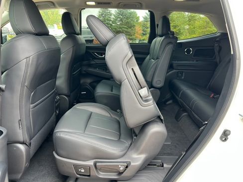 New 2025 Subaru Ascent Bronze Edition image 6
