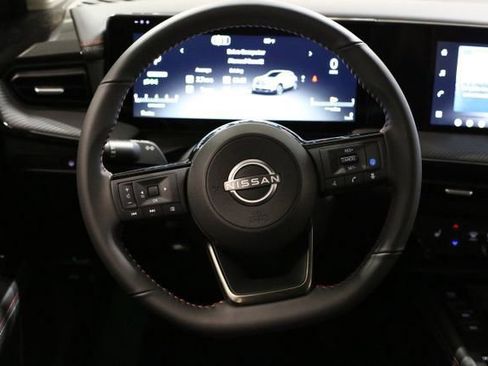 New 2026 Nissan Kicks SR image 17