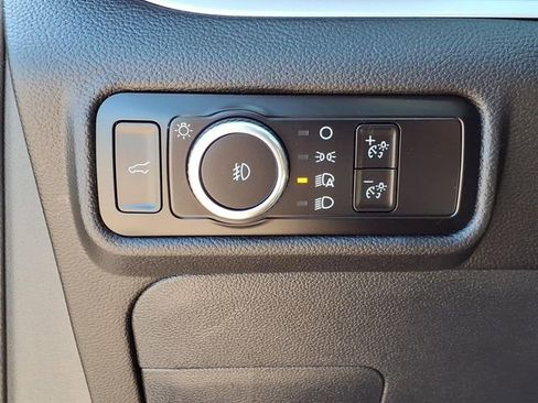 Certified 2023 Ford Explorer XLT w/ Equipment Group 202A AWD/4WD image 14