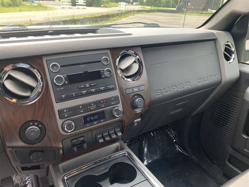 Used 2012 Ford F250 Lariat w/ Chrome Pkg AWD/4WD image 13