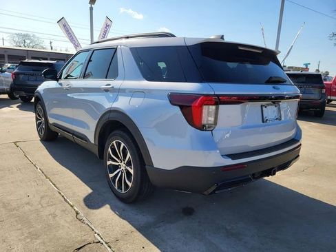 New 2026 Ford Explorer ST-Line image 15