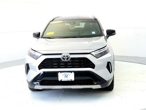 Used 2025 Toyota RAV4 XSE w/ Weather Package AWD/4WD image 8
