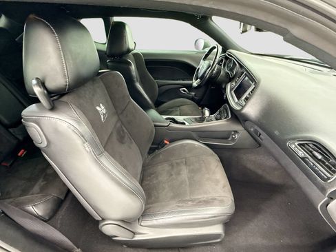Used 2019 Dodge Challenger R/T Scat Pack RWD image 19