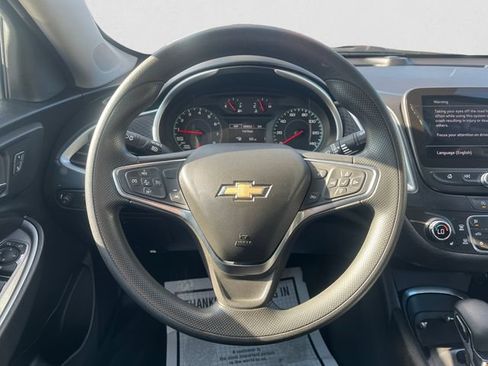 Used 2024 Chevrolet Malibu LT FWD image 12