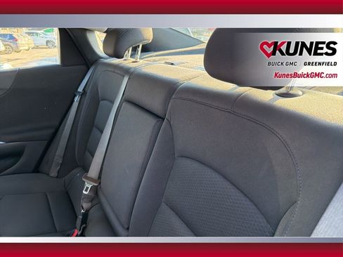 Used 2024 Chevrolet Malibu LT image 30