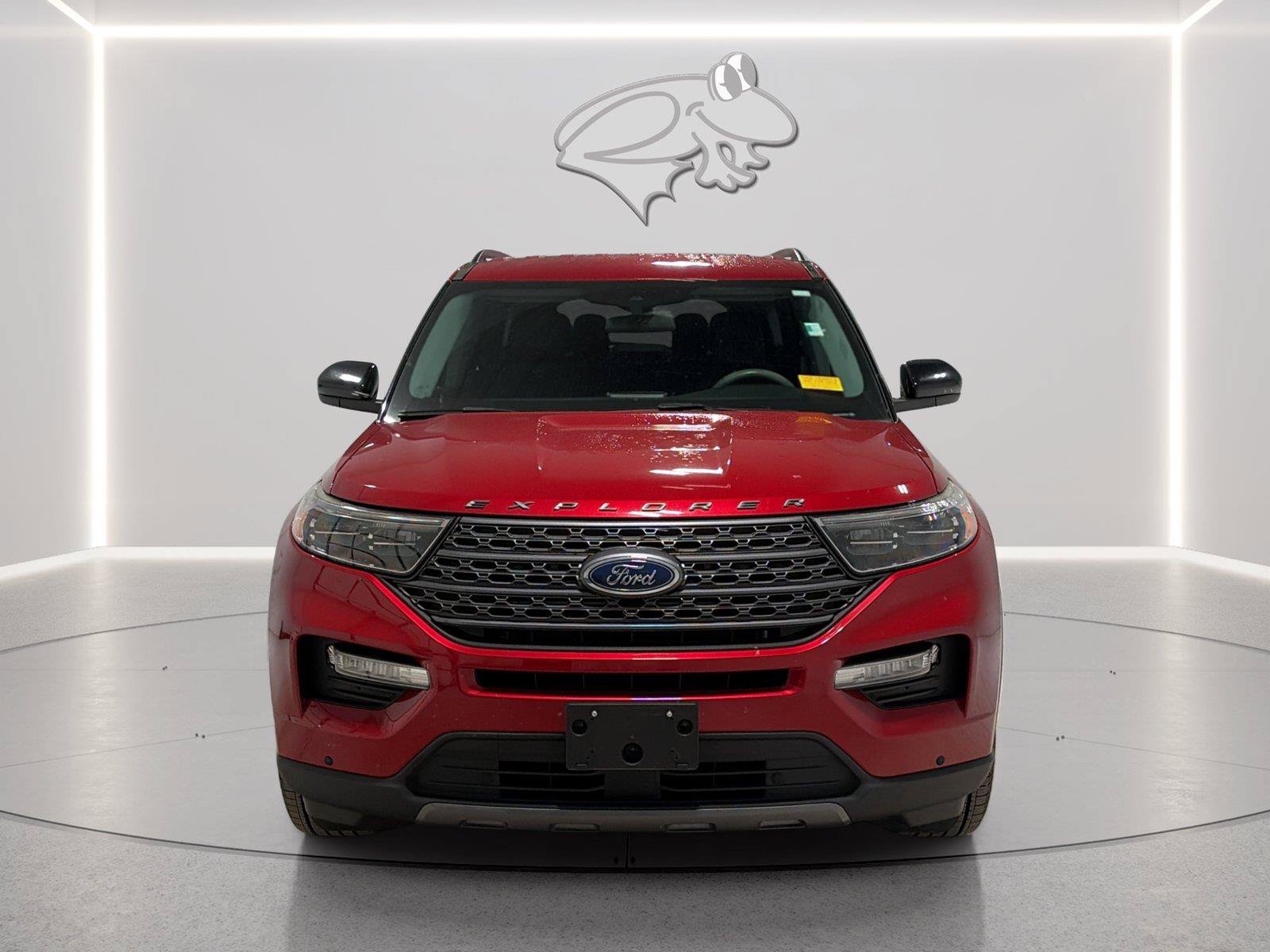 Used 2022 Ford Explorer XLT w/ Equipment Group 202A RWD image 8