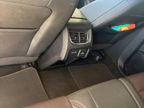 Used 2021 Chevrolet Blazer RS w/ Enhanced Convenience Package image 21