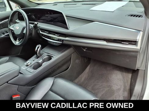 Certified 2024 Cadillac XT4 Premium Luxury AWD/4WD image 8