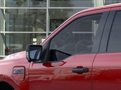 New 2025 Ford F150 Lightning XLT image 20