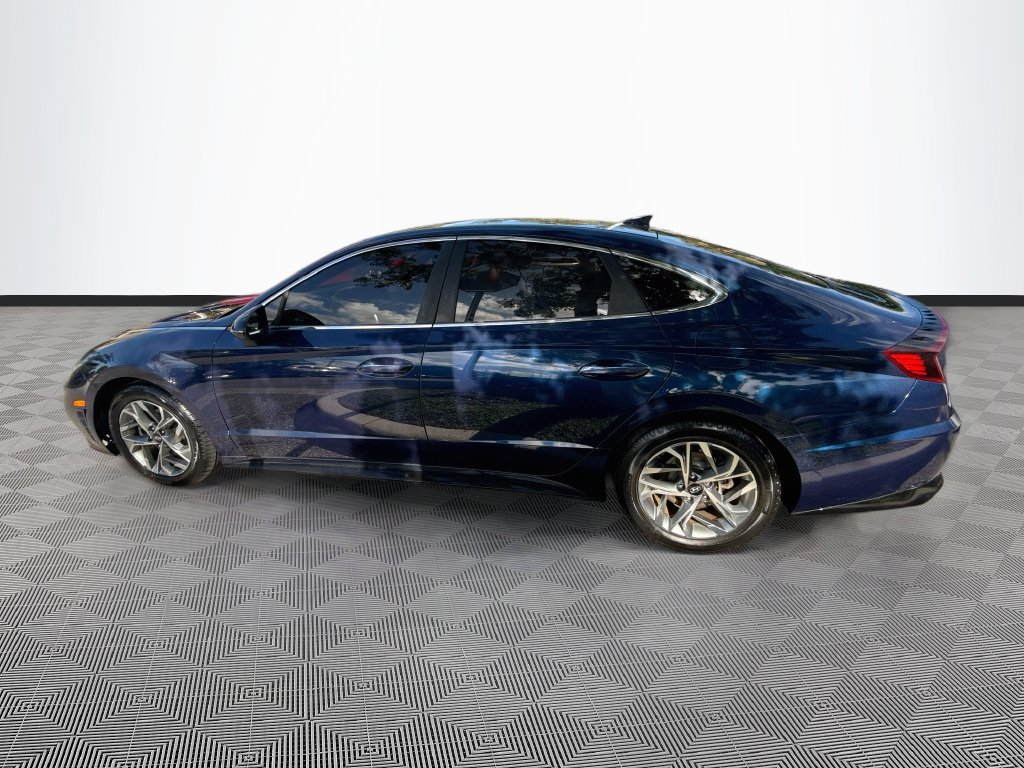 Used 2020 Hyundai Sonata SEL w/ Premium Package FWD image 9
