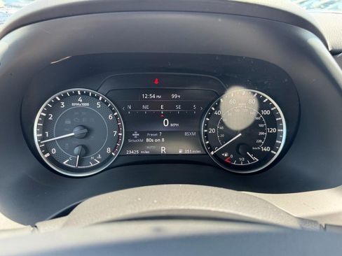 Used 2024 Nissan Armada SL w/ Captain's Chairs Package image 25