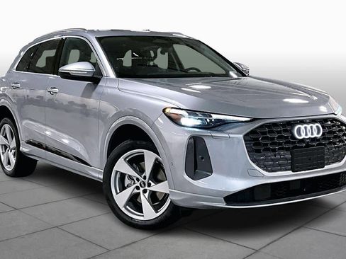 New 2025 Audi Q5 Premium Plus image 2