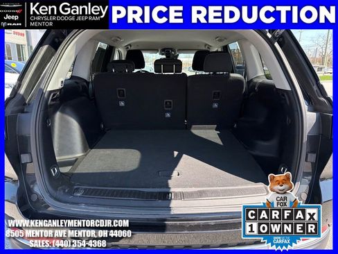 Used 2023 Jeep Grand Cherokee Laredo w/ Luxury Tech Group I AWD/4WD image 21