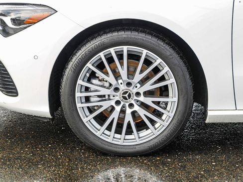 Certified 2025 Mercedes-Benz CLA 250 4MATIC image 8