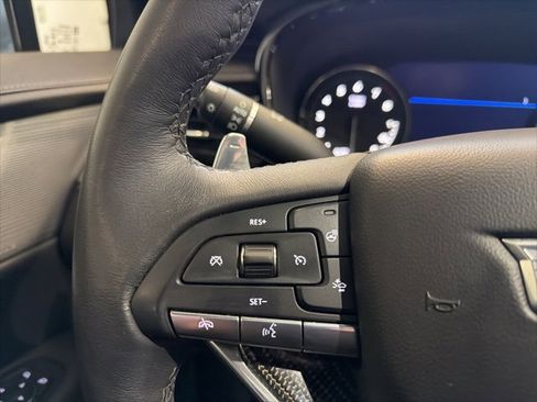 Used 2023 Cadillac XT6 Sport w/ Technology Package image 36