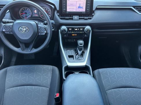 Used 2021 Toyota RAV4 XLE w/ Carpet Mat Package (TMS) AWD/4WD image 17