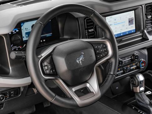 Used 2023 Ford Bronco Big Bend AWD/4WD image 4