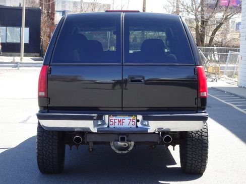 Used 1999 Chevrolet Tahoe 4WD 2-Door w/ Preferred Equipment Group image 6