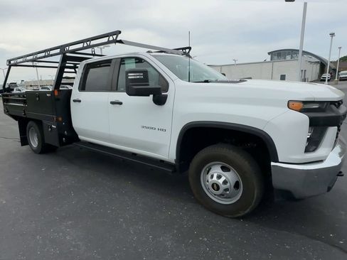 Used 2021 Chevrolet Silverado 3500 W/T w/ WT Convenience Package image 2