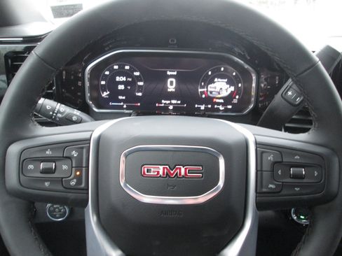 New 2026 GMC Sierra 2500 SLE w/ SLE Value Package; image 12