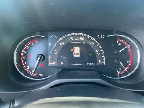 Certified 2024 Toyota RAV4 XLE AWD/4WD image 10