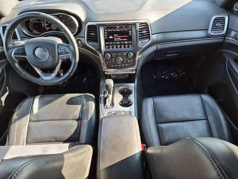 Used 2018 Jeep Grand Cherokee Limited w/ Luxury Group II AWD/4WD image 27