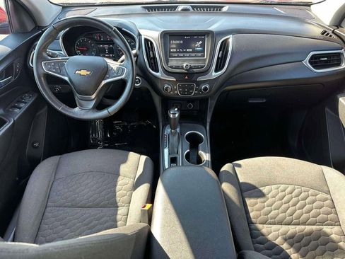 Used 2018 Chevrolet Equinox LT FWD image 13
