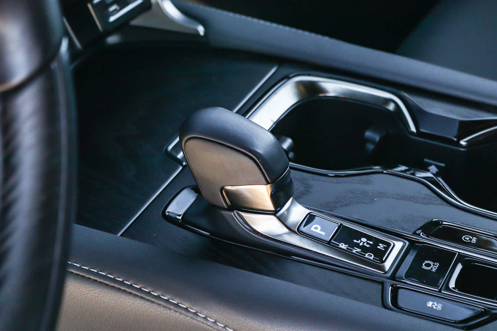 Used 2024 Lexus RX 350 Premium w/ Accessory Package (Z1) FWD image 22