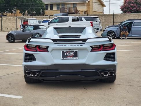 Used 2021 Chevrolet Corvette Stingray Preferred Conv w/ Z51 Performance Package RWD image 13
