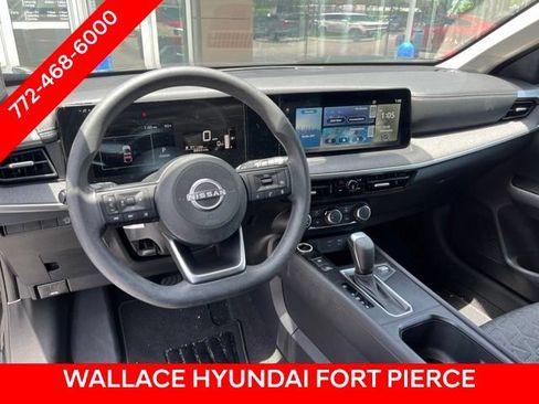 Used 2025 Nissan Kicks SV FWD image 9