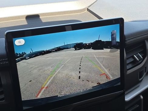 Used 2024 Ford Expedition XLT image 38