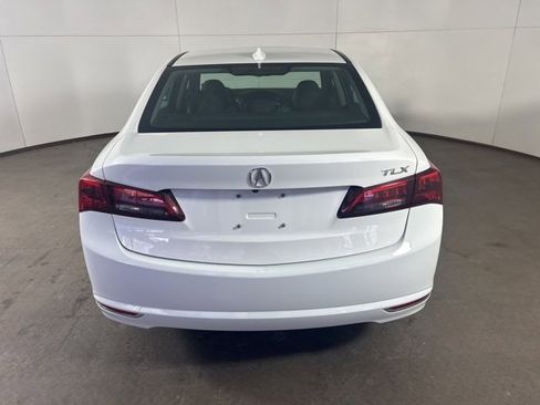Used 2017 Acura TLX image 6
