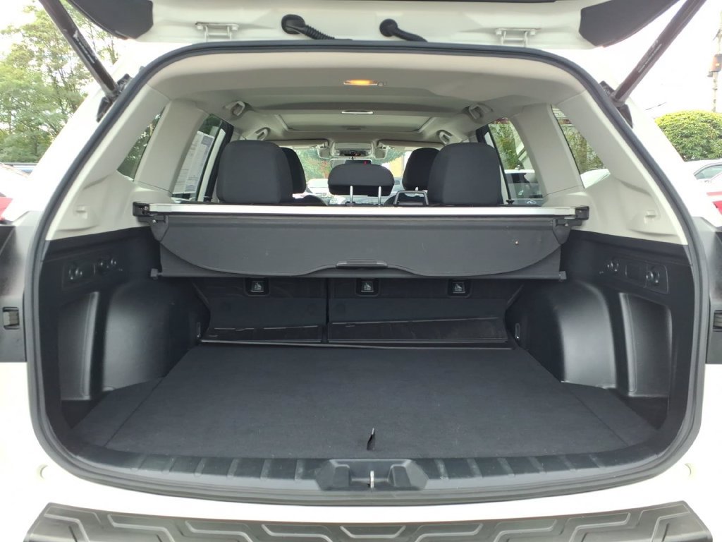 Used 2019 Subaru Forester Premium AWD/4WD image 18