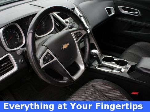Used 2011 Chevrolet Equinox LT w/ Driver Convenience Package image 2