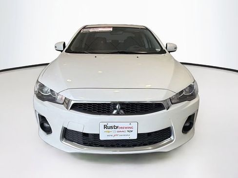 Used 2017 Mitsubishi Lancer ES image 2