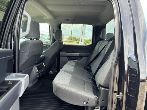 Used 2022 Ford F150 XLT w/ Equipment Group 302A High image 13