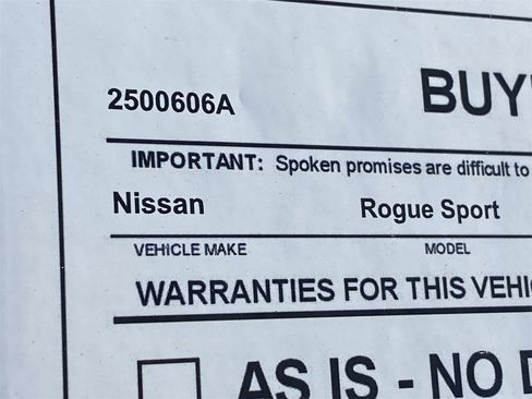 Used 2020 Nissan Rogue Sport S image 35