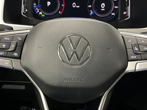 Used 2022 Volkswagen Atlas SEL image 16