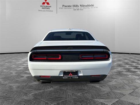 Used 2021 Dodge Challenger SRT Hellcat Redeye image 6