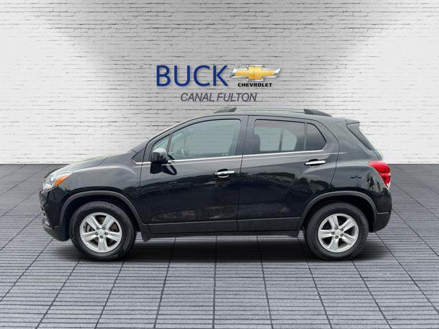 Used 2020 Chevrolet Trax LT w/ LT Convenience Package FWD image 1
