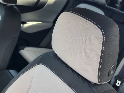 Used 2020 Chevrolet Equinox LS w/ LS Convenience Package FWD image 14