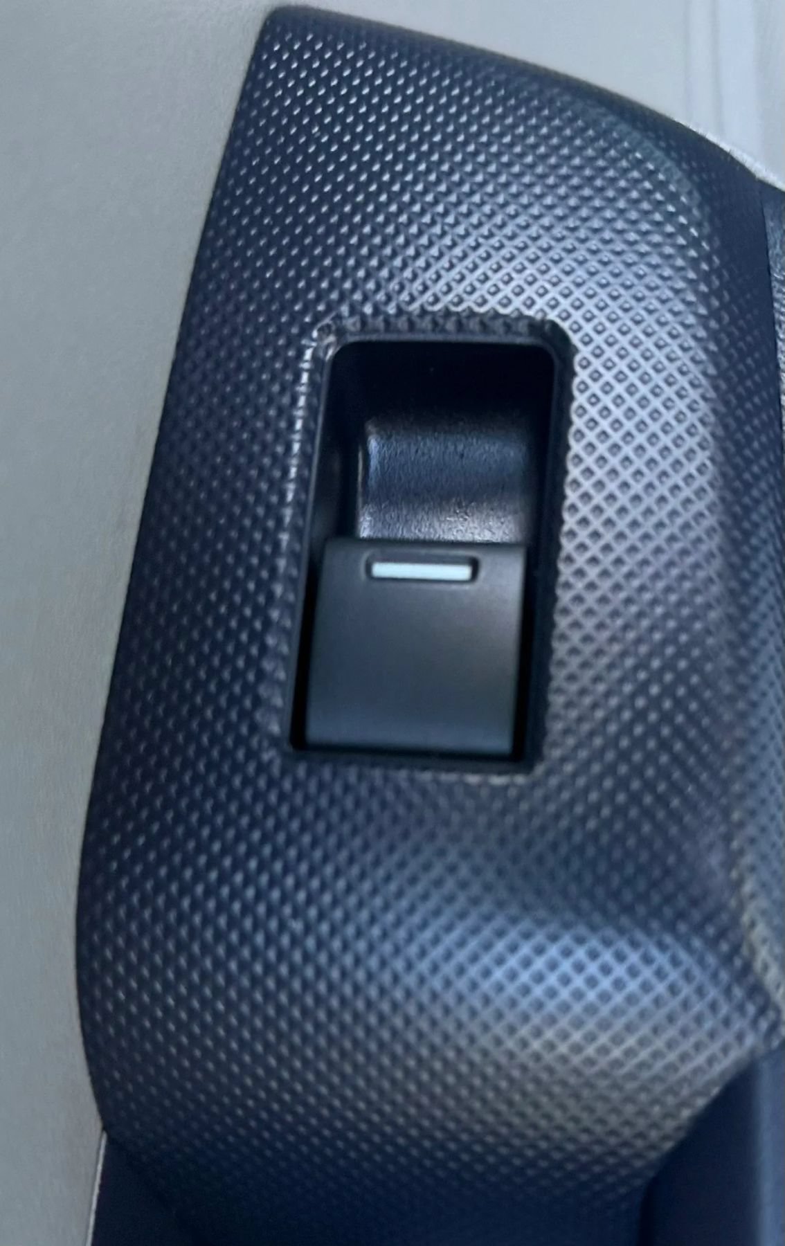 Used 2010 Honda Insight EX image 23