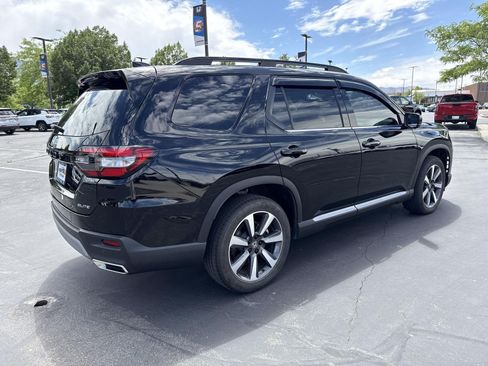 Certified 2025 Honda Pilot Elite image 6