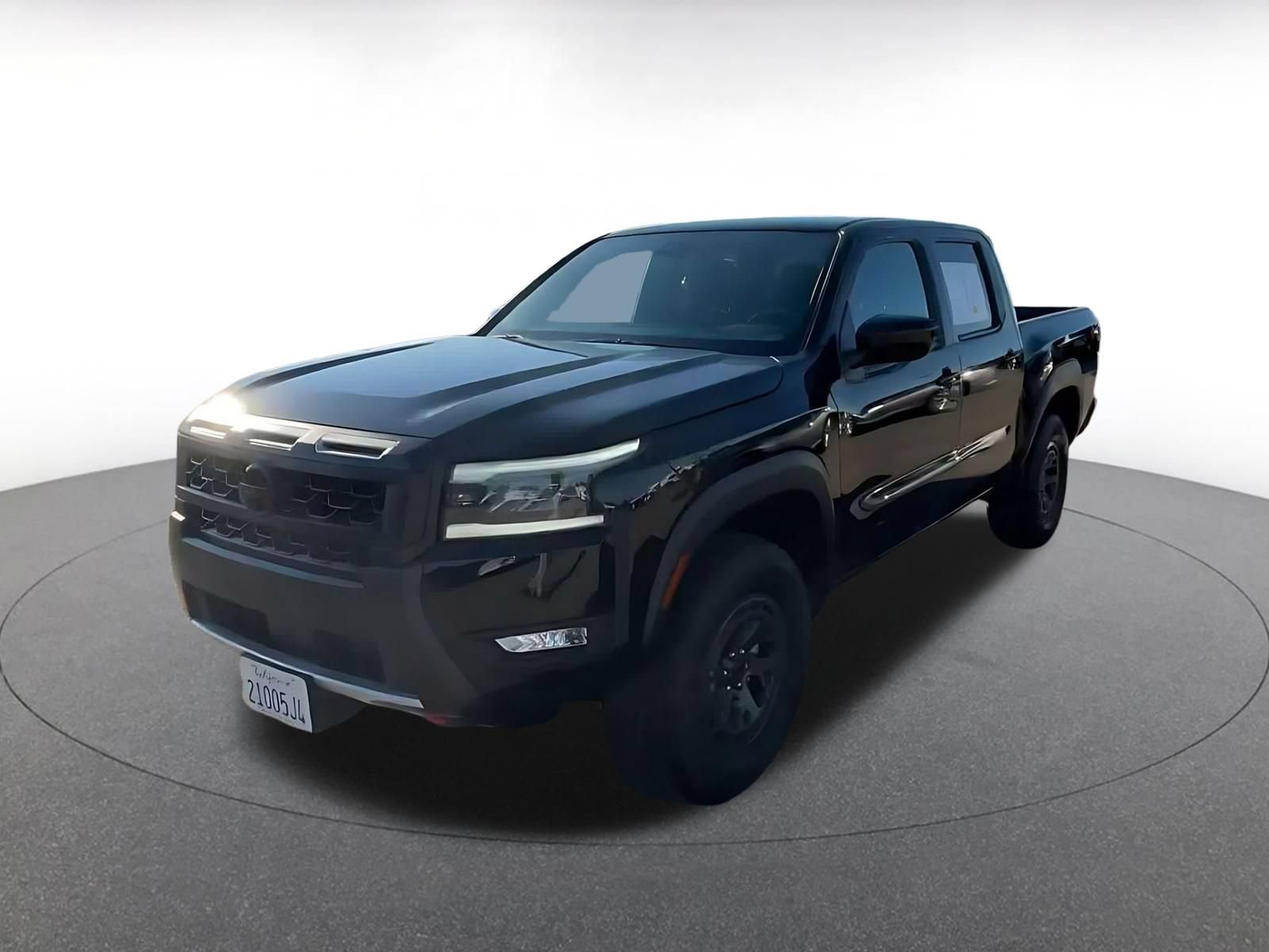 Used 2026 Nissan Frontier PRO-4X AWD/4WD image 6