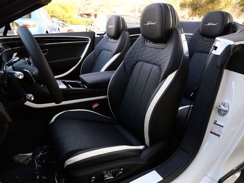 Used 2025 Bentley Continental GT Speed AWD/4WD image 20