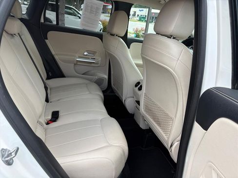 Used 2021 Mercedes-Benz GLA 250 image 16