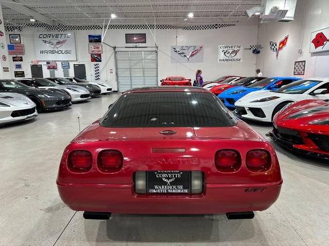 Used 1994 Chevrolet Corvette Coupe RWD image 18