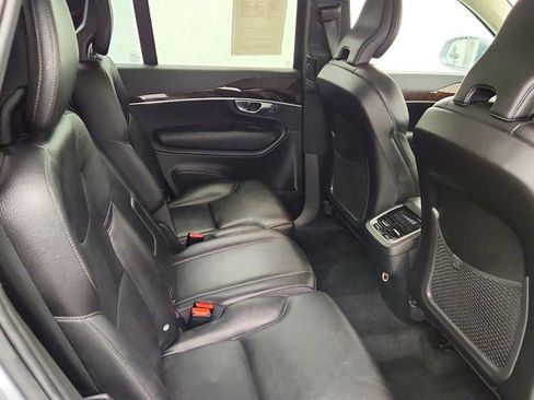Used 2019 Volvo XC90 T6 Momentum w/ Protection Package Premier AWD/4WD image 23