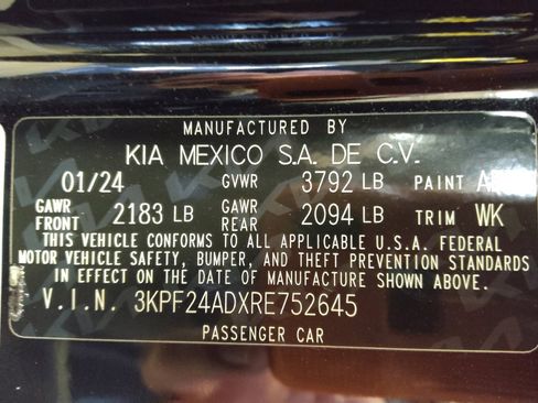 Used 2024 Kia Forte LXS image 33