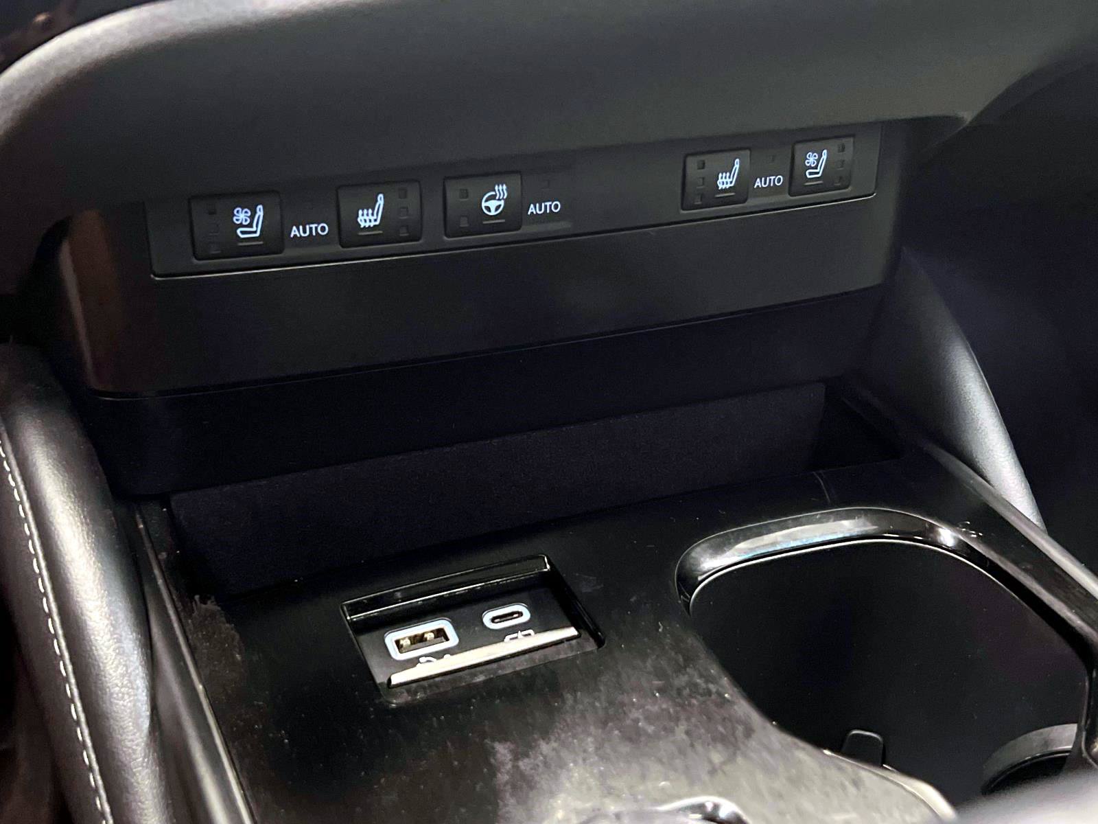 Used 2023 Lexus ES 350 w/ Premium Package FWD image 29